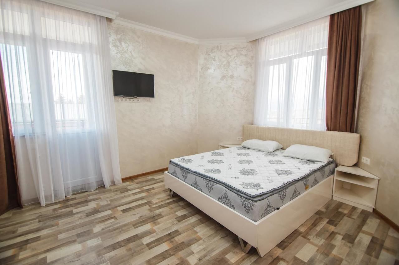 Отель Villa Avgia Батуми-10